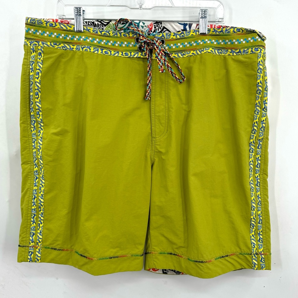 ROBERT GRAHAM QUEEQUEG Swim Trunks Board Shorts Swimwear Size 38